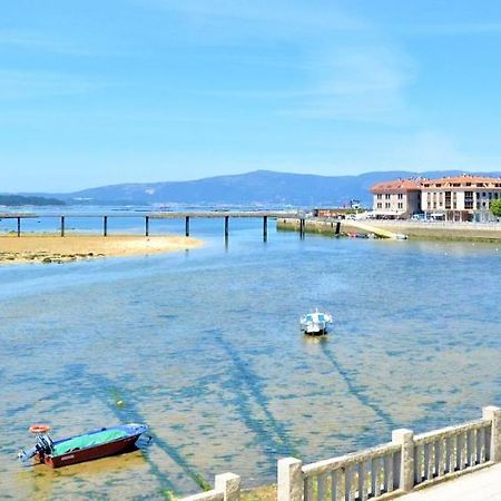 Piso De Playa Con Terraza En El Centro De Vilanova Villanueva De Arosa Eksteriør billede
